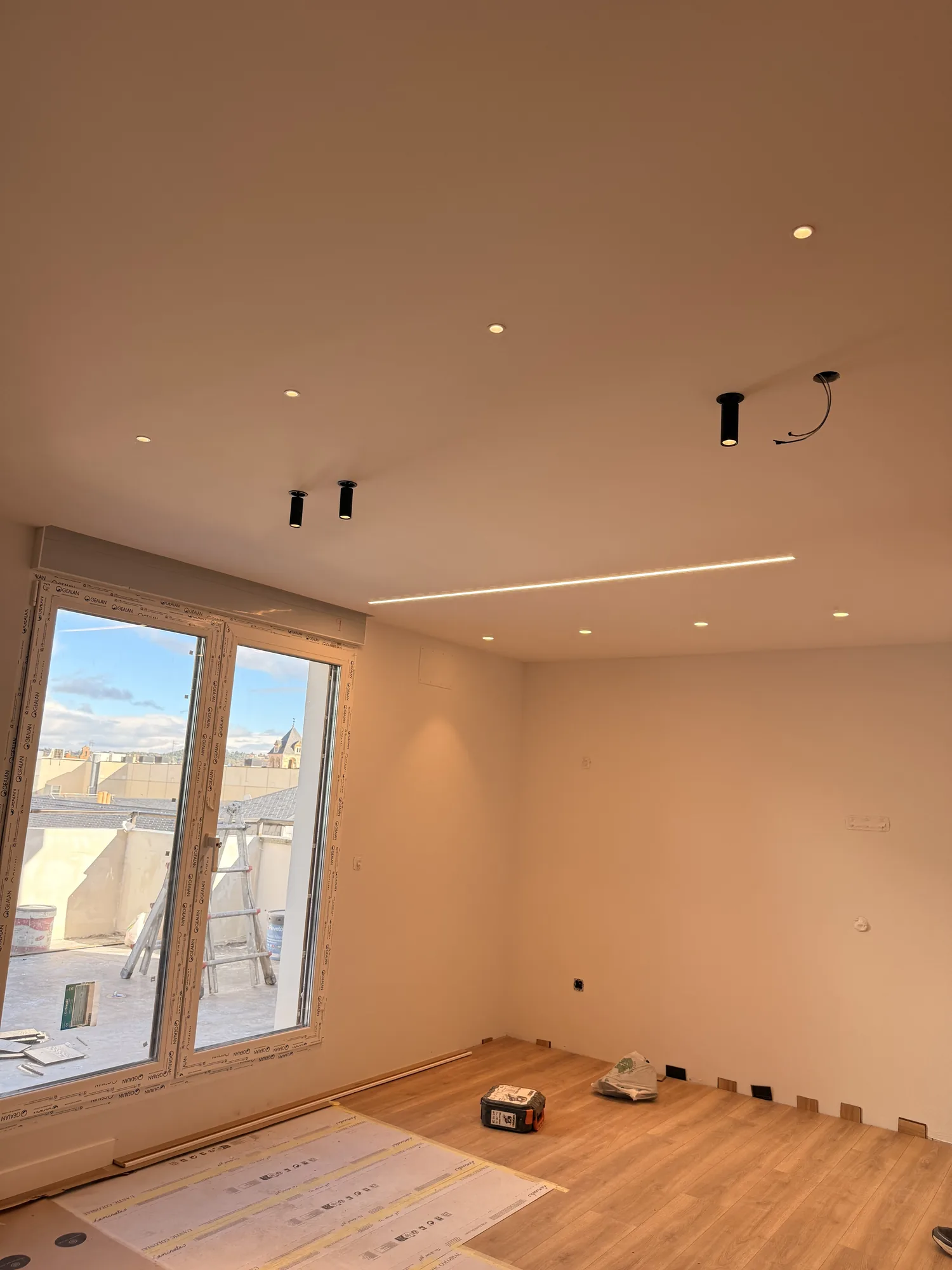 Iluminación vivienda Padre Isla